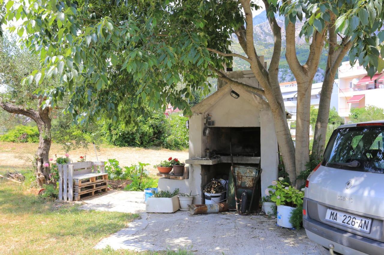 Apartments With A Parking Space Tucepi, Makarska - 2676 Extérieur photo