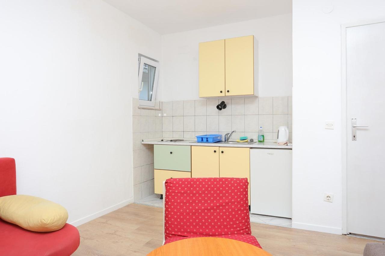 Apartments With A Parking Space Tucepi, Makarska - 2676 Extérieur photo