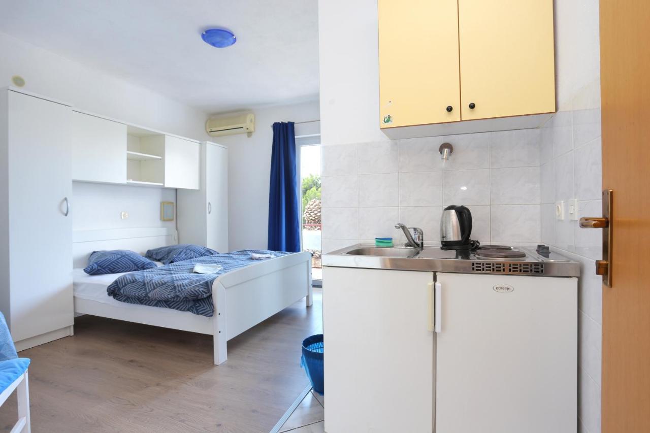 Apartments With A Parking Space Tucepi, Makarska - 2676 Extérieur photo