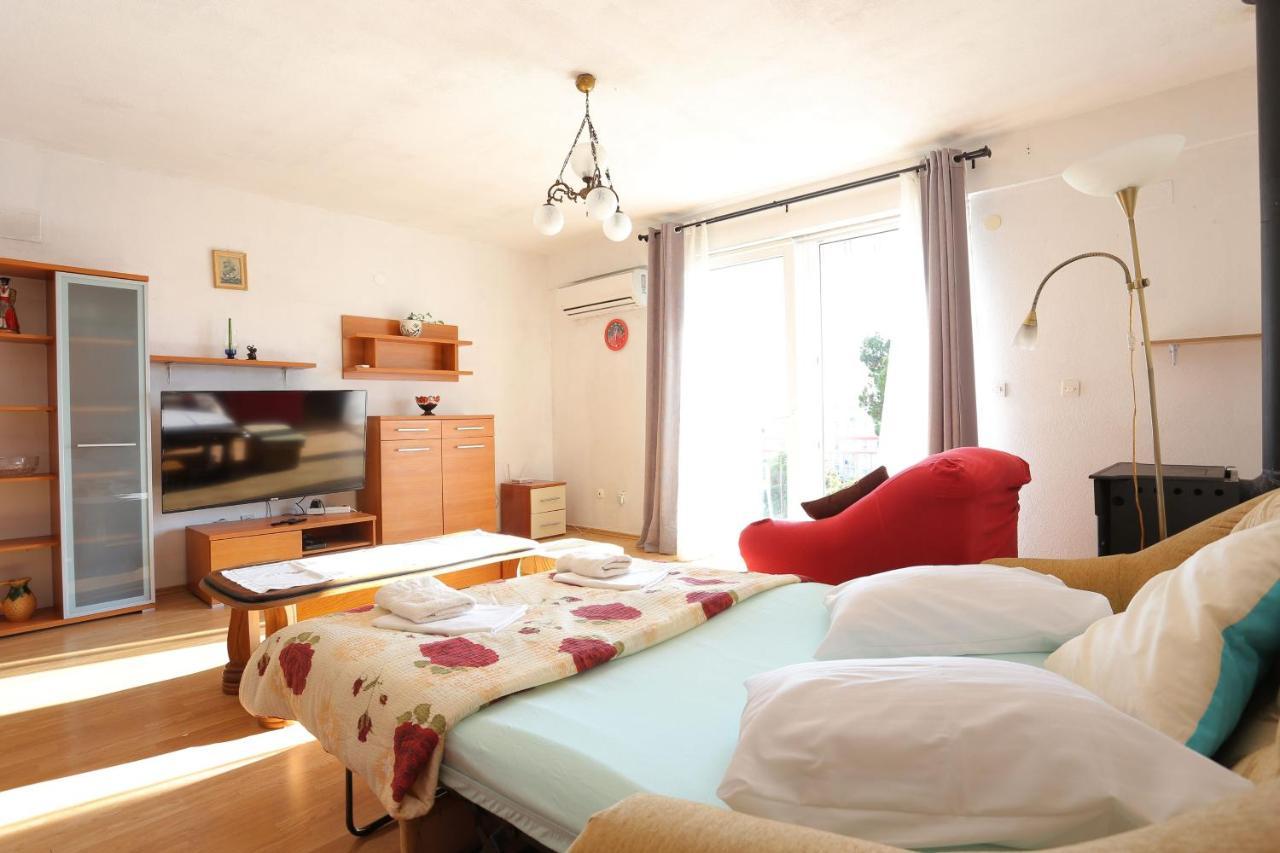 Apartments With A Parking Space Tucepi, Makarska - 2676 Extérieur photo