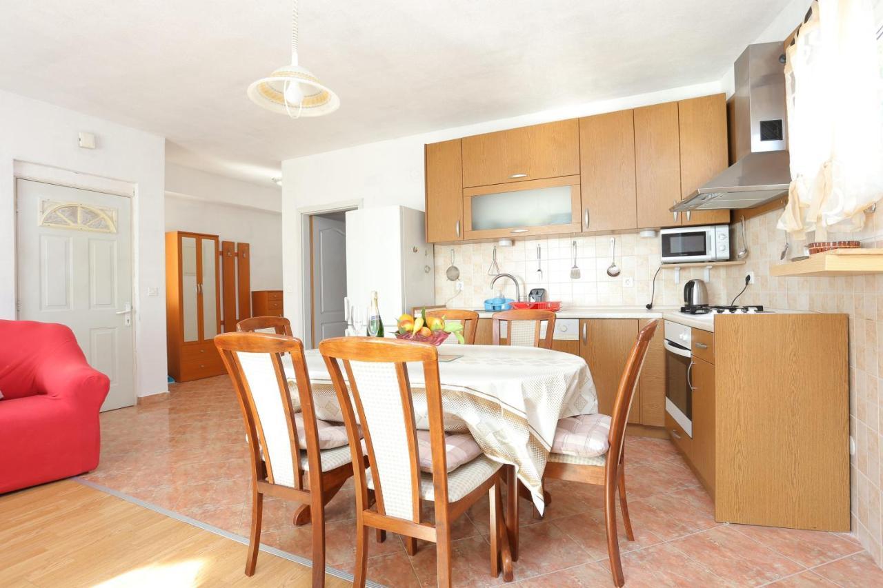Apartments With A Parking Space Tucepi, Makarska - 2676 Extérieur photo